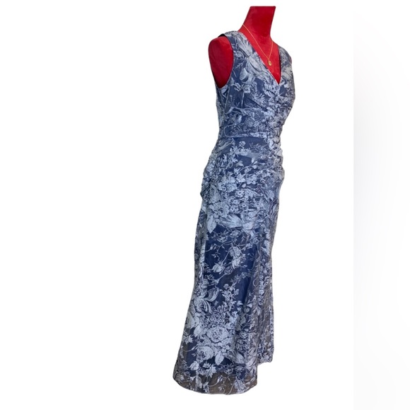 J S COLLECTIONS MADISON V NECK COLUMN FORMAL GOWN - Picture 5 of 15